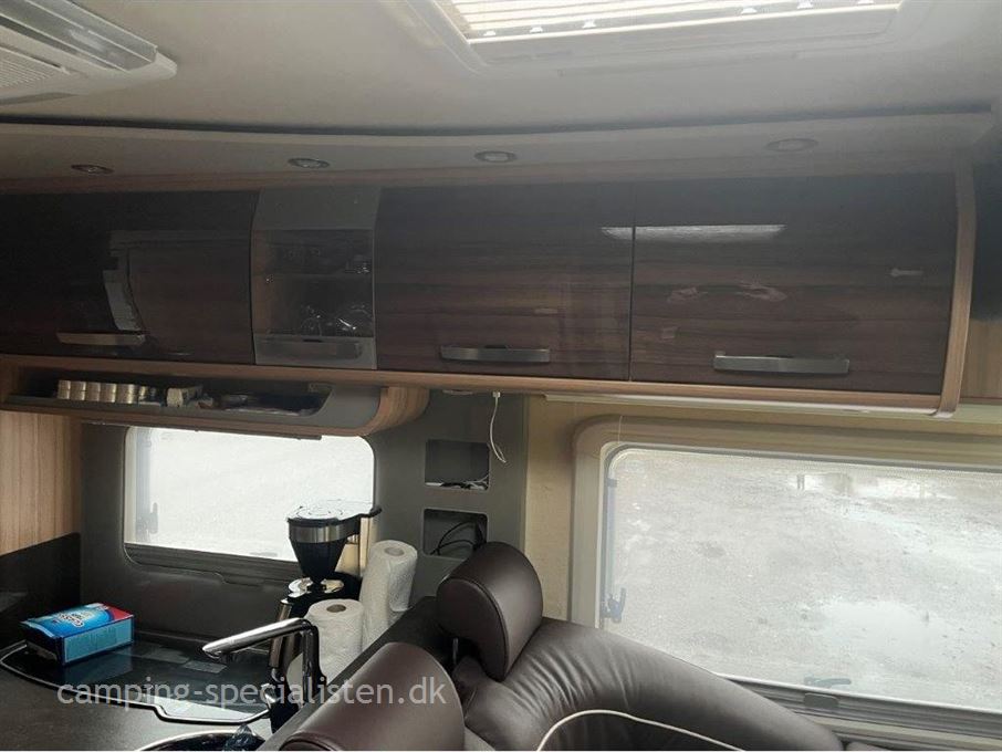 Knaus Sun I 700 LEG